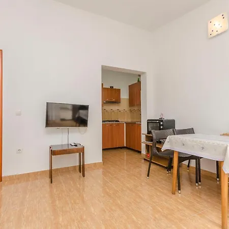 Rusan Βόντιτσε