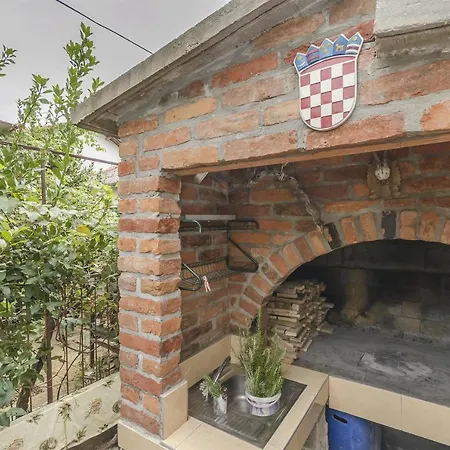 Rusan Βόντιτσε